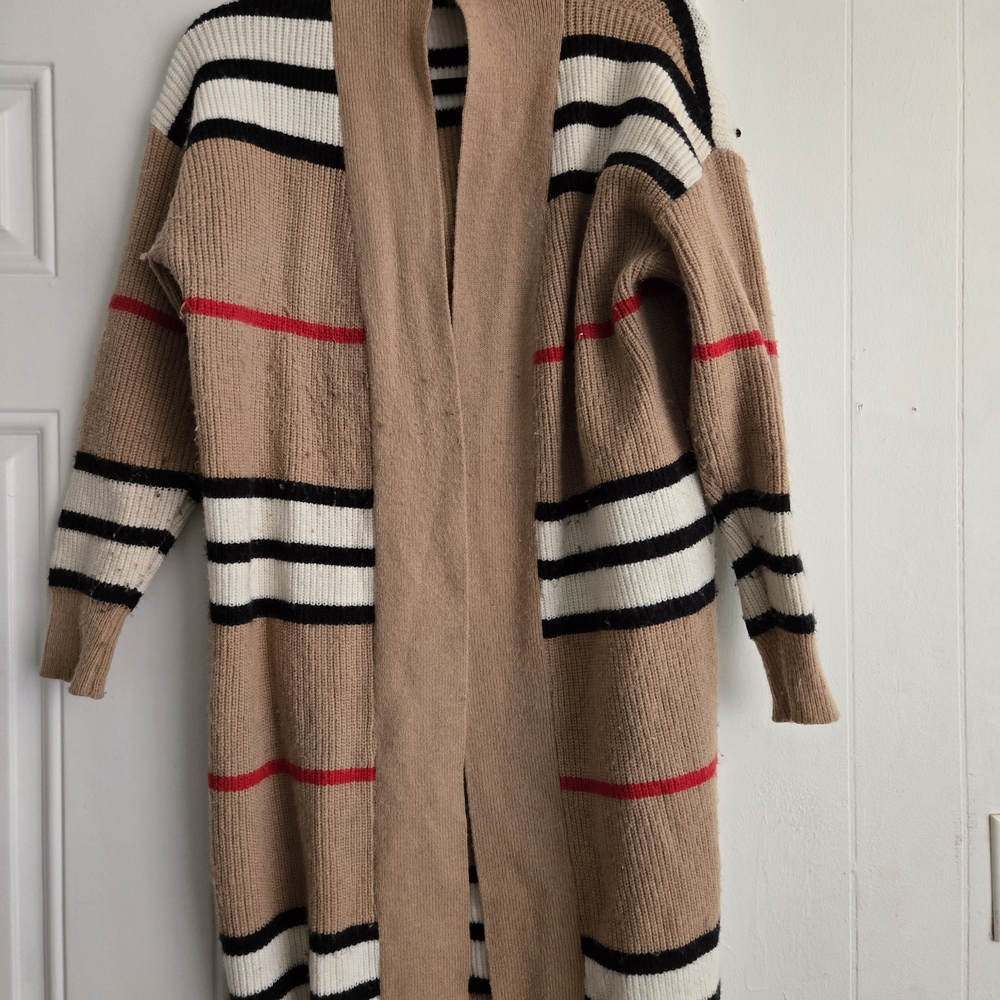 ✨️Striped Tan and Black Women's Sweater✨️
